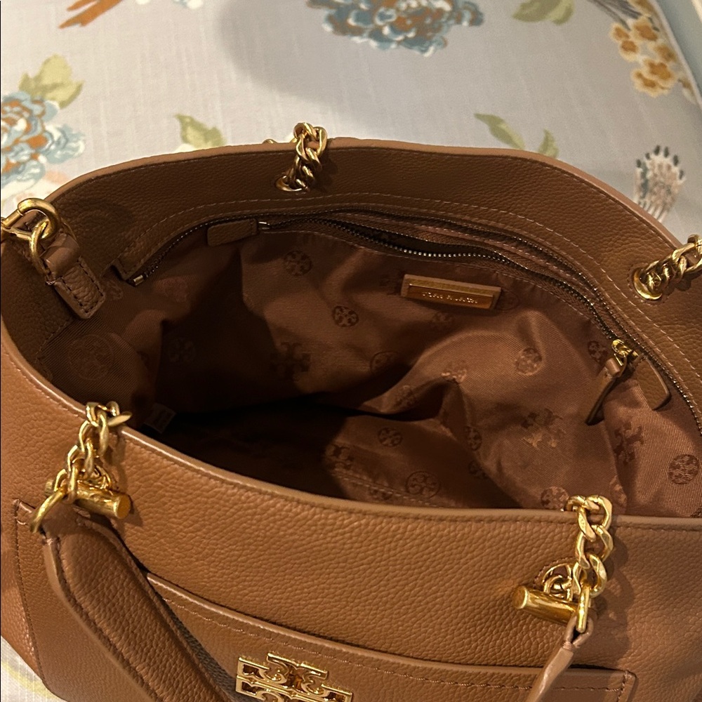 Tory Burch Brown Leather Tote with Gold Accents - Picture 3 of 13